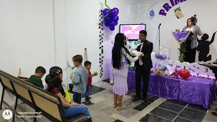 Iglesia Centro Misionero La Mano de Dios-Colombia
