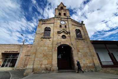 Parroquia Divino Salvador de Sopó