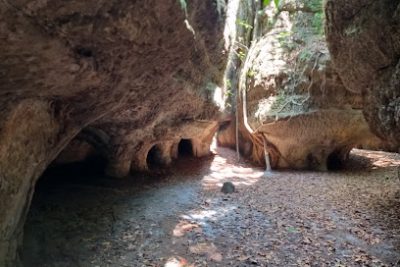 Reserva Túneles Naturales