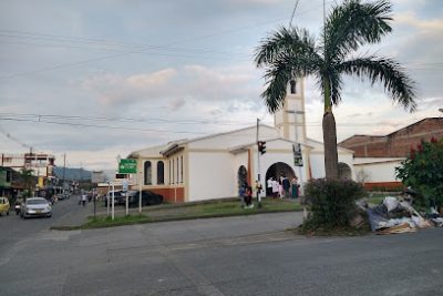 IGLESIA DE LA MILAGROSA _ La Pradera