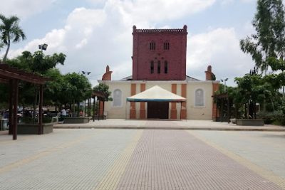 Iglesia Divino Salvador Los Jardines